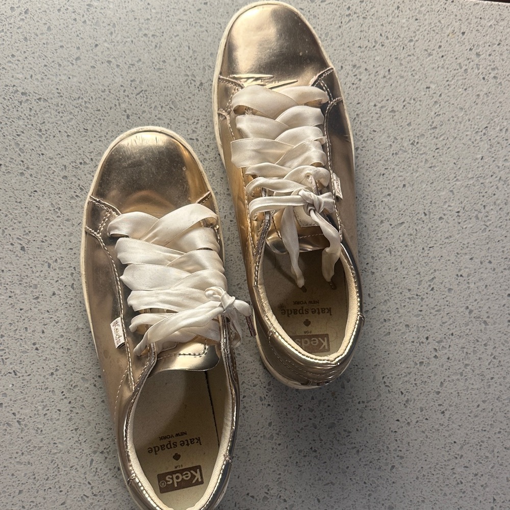 Keds - Kate Spade - Metallic Gold Sneakers with White Laces